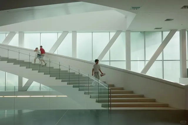 Niche Museum: Exhibitions/Study Space/Bookstore