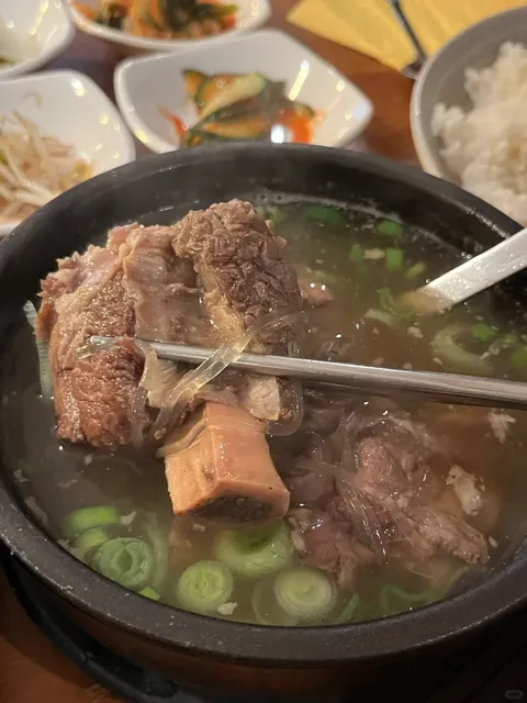 🇩🇪 Must-Try in Düsseldorf: Heartwarming Beef Bone Soup 🍖🔥