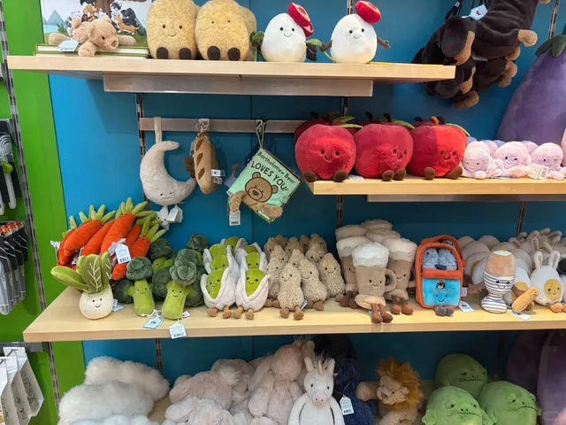 🛍️ Day Trip Around Ithaca: Corning Shopping + Jellycat Store 🧸