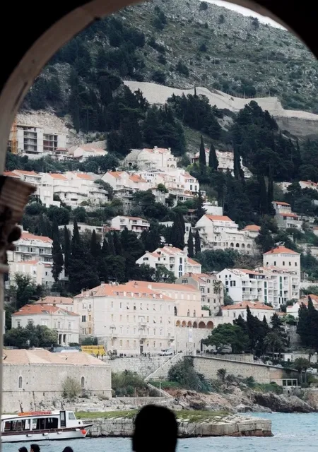 🇭🇷 Finally Made It to King's Landing!