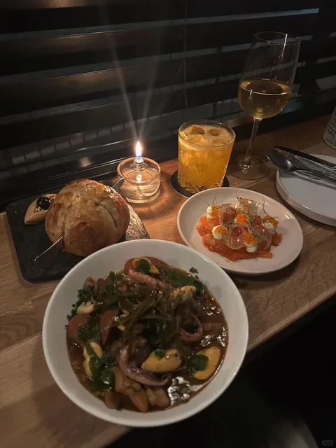 Rogues in East London 🍸