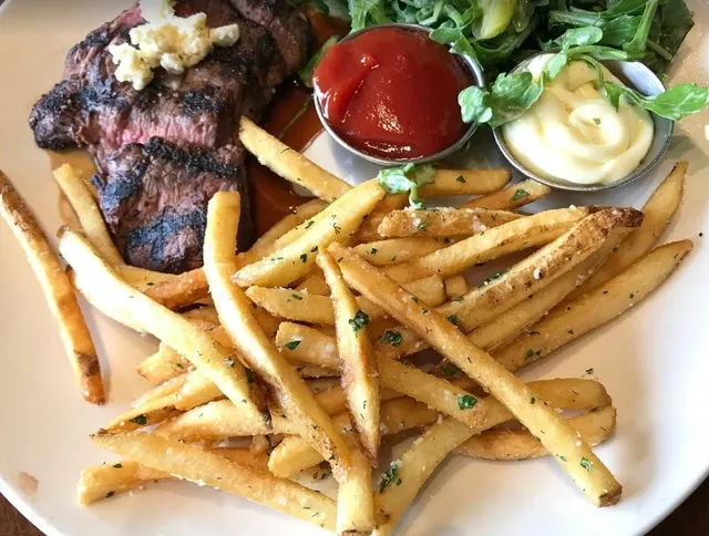 Spruce Farm & Fish: A Quiet Dinner by Pearl Street