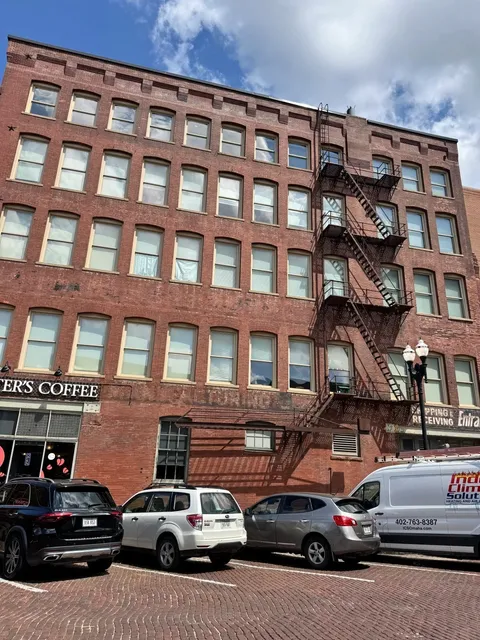 📍 Omaha‘s Old Market｜Retro Red Brick Streets — Super Photogenic!