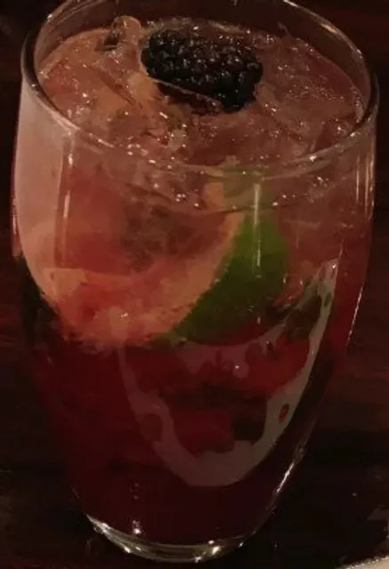 McCormick & Schmick's - Downtown's Seafood & Steak Sanctuary! 🦞🥩