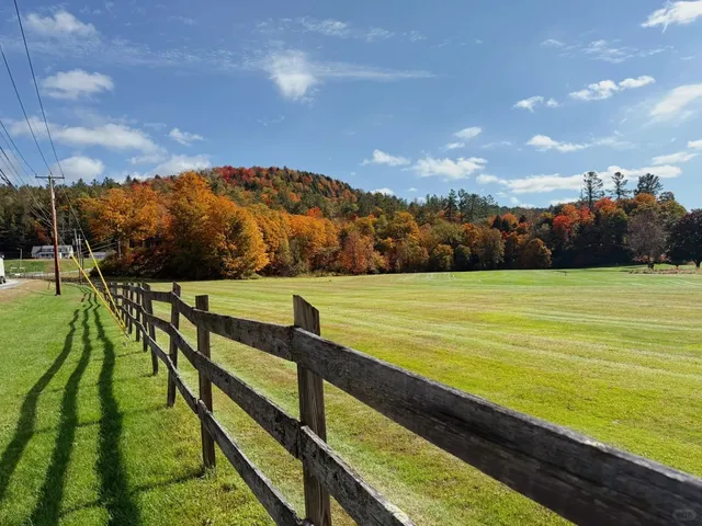 Day Trip from Boston 丨 Vermont is More Than Just Maple Leaves 🍁