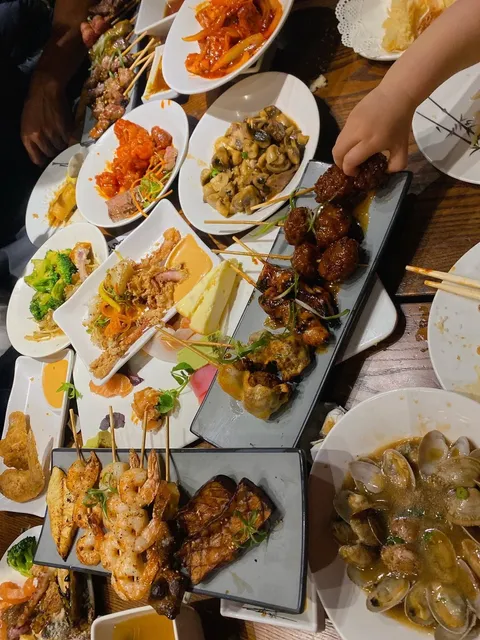 🇨🇦 The Pinnacle of Buffets at Niagara Falls, Canada 🇨🇦