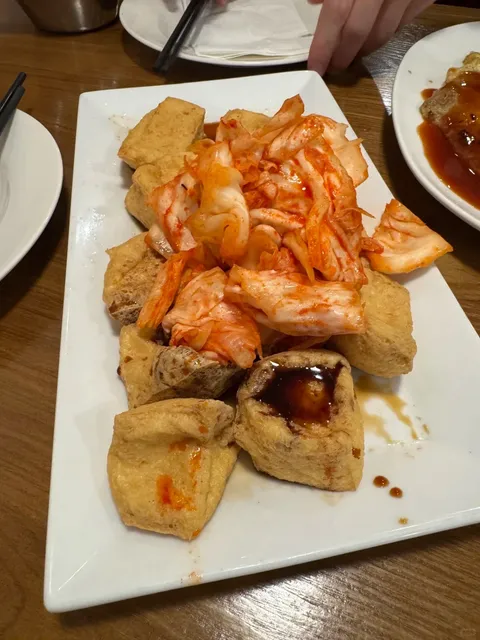 Stinky Tofu, Meat Soup, and Shaved Ice—A Surprising Combo! 😄