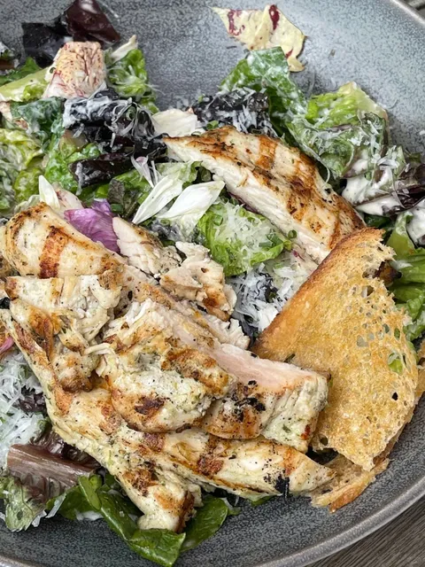 LA | Laguna Beach | Larsen | Saw Dolphins While Eating🌊