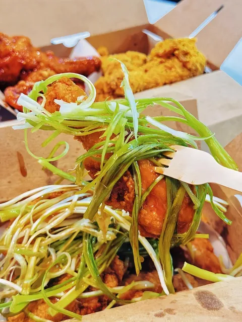 This Calgary Fried Chicken is Worth Braving the Cold For! ❄️🍗