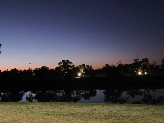 🇦🇺 Day 2: Sydney to Darwin Road Trip – Now in Longreach! 🚗💨