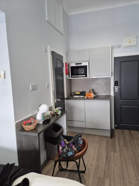 A Beautiful Hotel in a Perfect Location! 🌳🏨💫