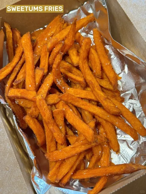 LA | Celebrity BBQ Near Beverly Hills That’s Actually Affordable! 🍖