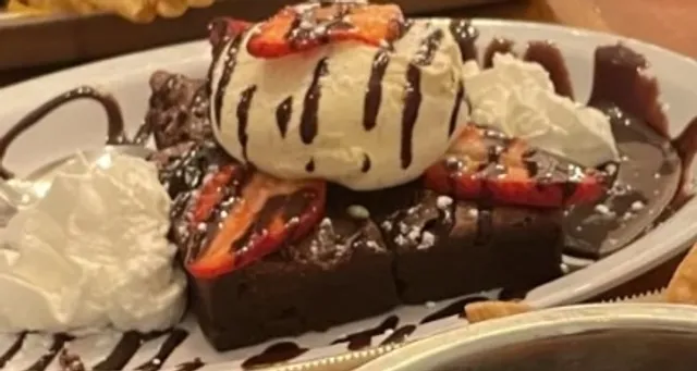 Treylor Park | Savannah's Playful & Inventive Comfort Food Destination