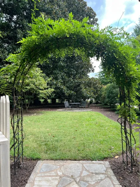 A Historical Experience! Fine Wine & Beautiful Grounds! 🍇