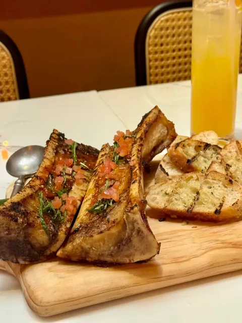 Must-Visit Restaurants in New York 🌟