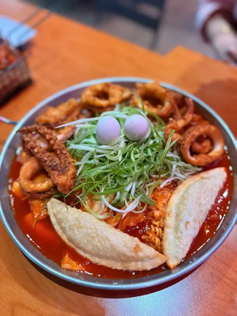 LA🇺🇸 Same as Seoul!! Chewy Rice Cake + Pork Trotters‼️