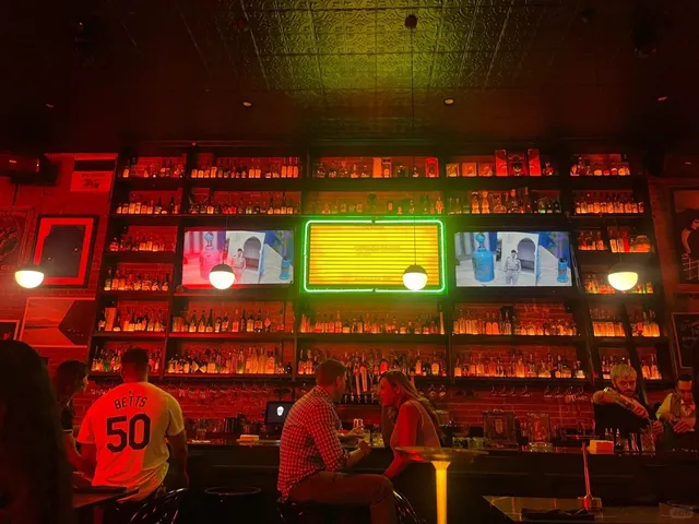 🇺🇸🍹 The Regan – Downtown El Paso Bar