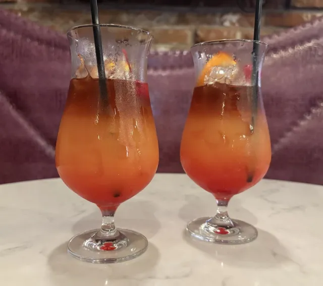 The Most Convenient & Warmest Hotel in the French Quarter! 🏨