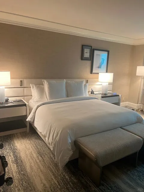 🇺🇸 Unmatched Luxury! You Must Stay at This Vegas Hotel! ✨
