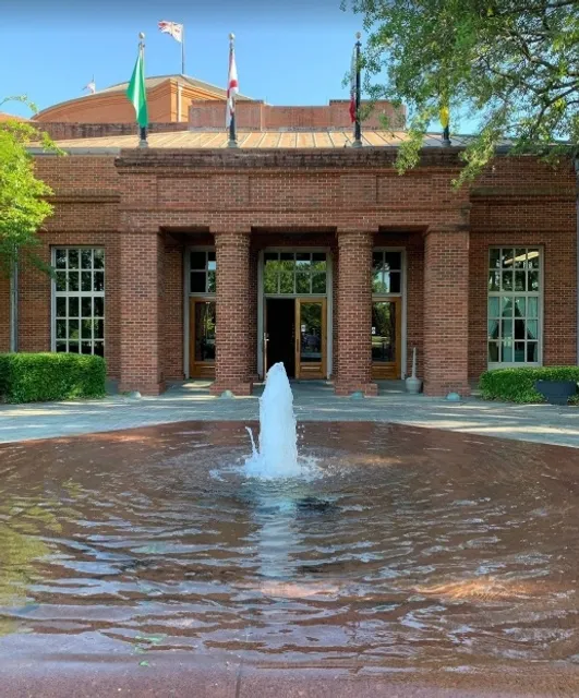 Wynton M. Blount Cultural Park: Where Nature Meets Art