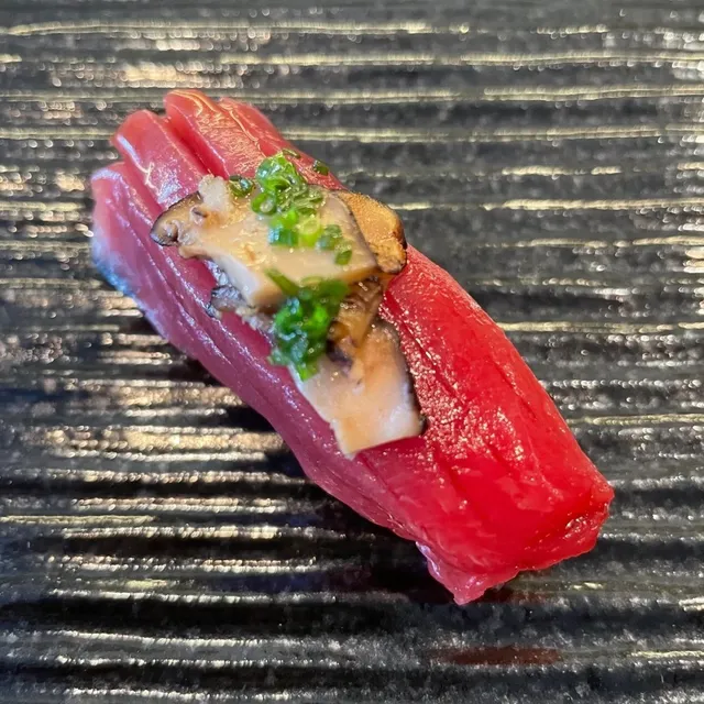 Chicago's Hidden Sushi Gem — Q Sushi 🍣