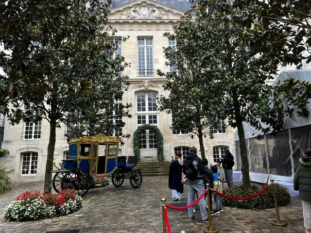 Autumn Exclusive 👸🏼 Paris "Beauty and the Beast"