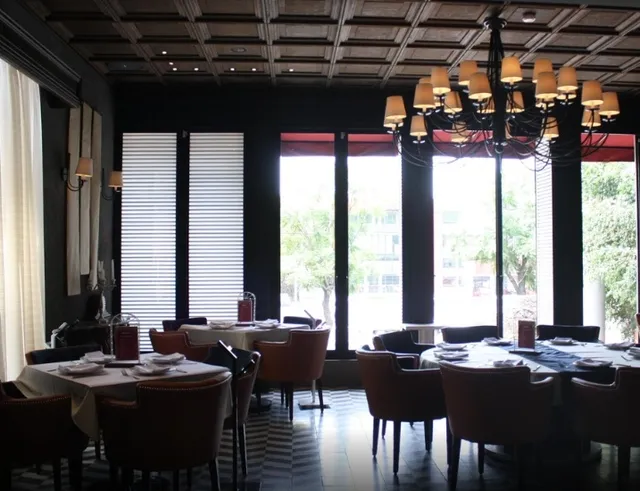  Contemporary Italian Aesthetics in Querétaro