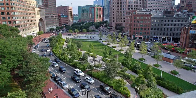 Rose Kennedy Greenway 🌿🏙️