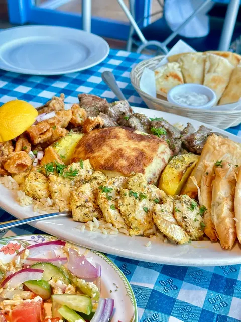 Calgary🇨🇦 Regret Not Coming Sooner! Hidden Gem Greek Restaurant 😭