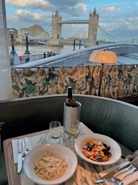 London | The Best Tower Bridge View Restaurant 🌉🍝