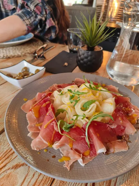 Barcelona - Tossa Town Restaurant Recommendation