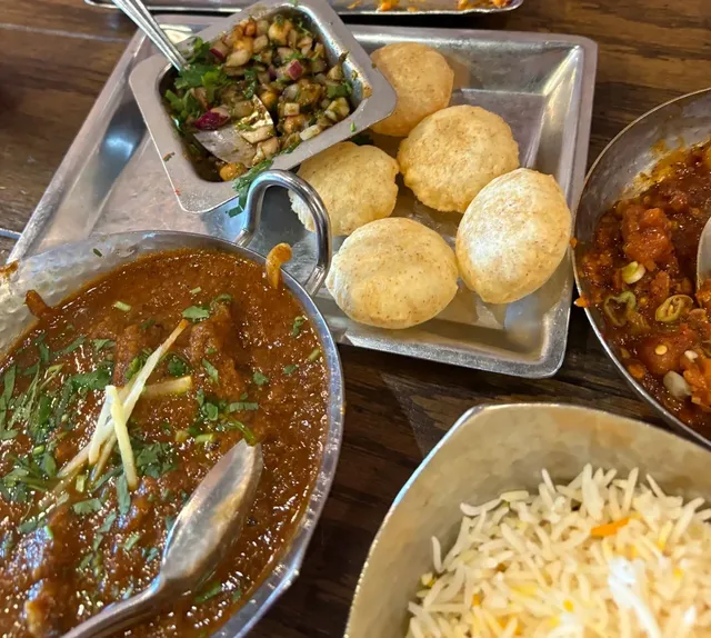 Indian Food Approved by My Indian Friend! 👳♀️✅