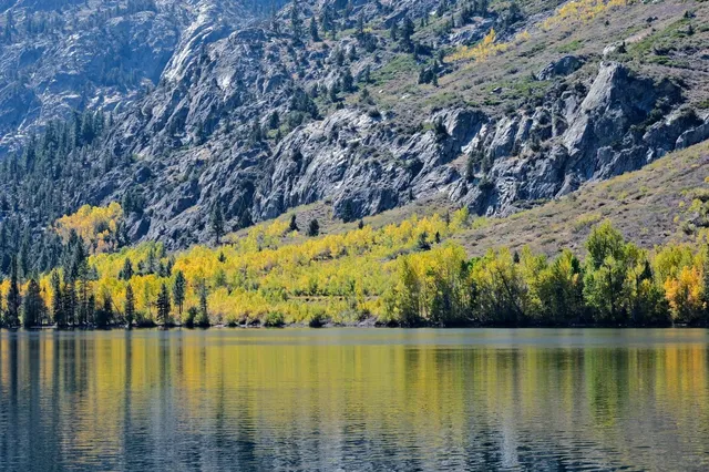 🇺🇸 Autumn Colors at Silver Lake 🍂  