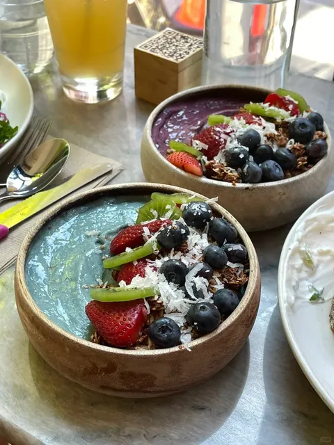 NYC | Good Thanks Cafe – The Brunch Spot with a Twist 🥚🌀