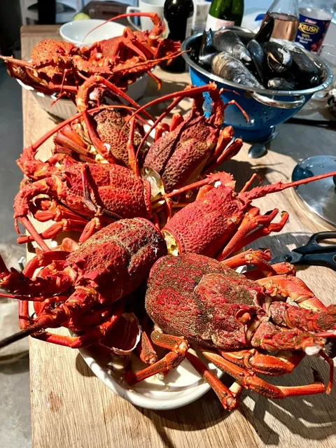 The lobsters are so absurdly cheap