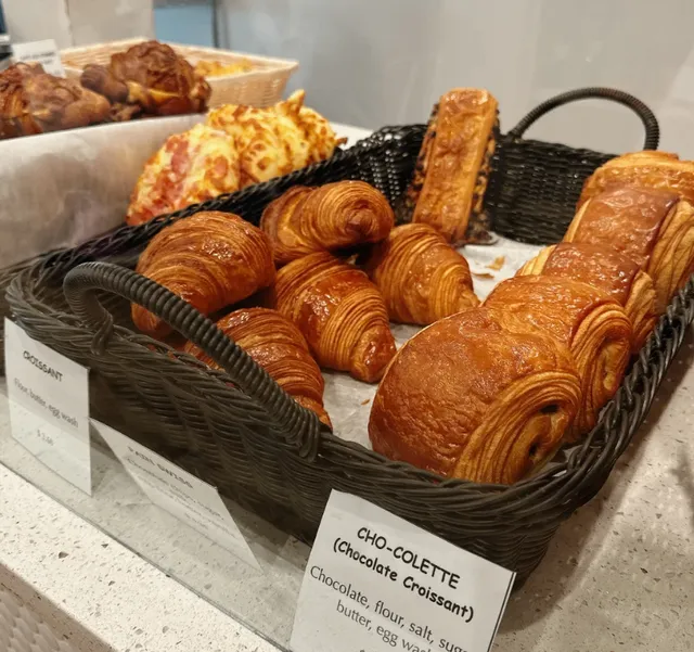 Boston's real French baguette 🥐🥐🥐