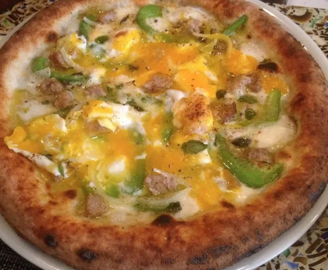 A Delightful Neapolitan Pizza Experience