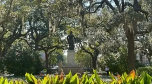 🎬 Chippewa Square Savannah | A Historic 
