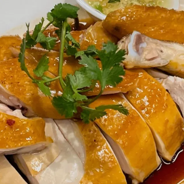 Vancouver’s Best Soy Sauce Chicken! 🍗 A Must-Try Cantonese Gem