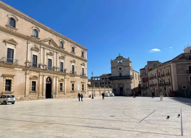 Syracuse Cathedral (Duomo di Siracusa) - A Architectural Time Capsule