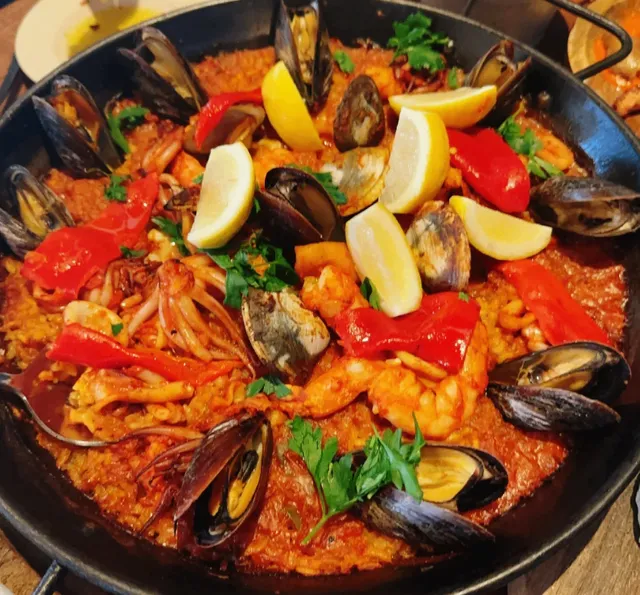 Tapa, the old Boston Internet celebrity, sorry I'm late