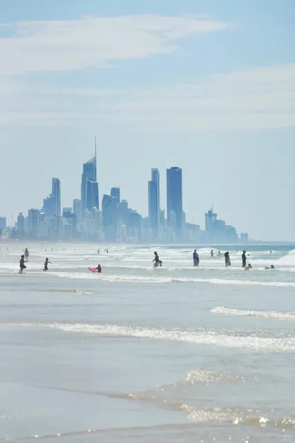 🇦🇺 Gold Coast Travel Guide – All You Need to Know! ✨