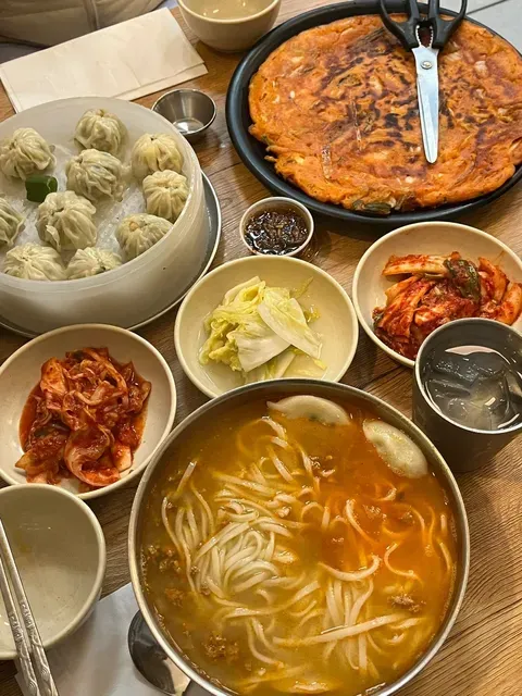 Los Angeles noodle restruant--MDK Noodles