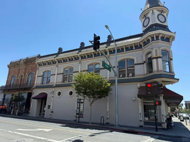 🇺🇸 Exploring Napa Town – More Than Just a Gateway to Wineries! 🍇✨