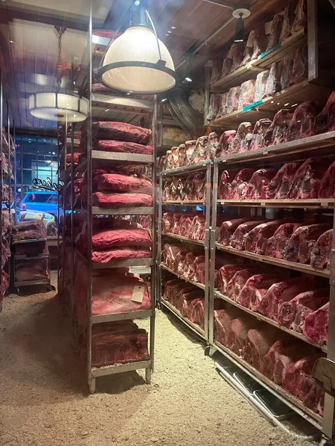 Gallagher’s Steakhouse NYC 🥩