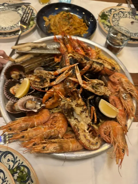 Eat Seafood in Barcelona at This Place! 🦐🦞🐙