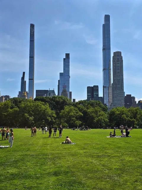  The World-Famous Sheep Meadow in Central Park​​