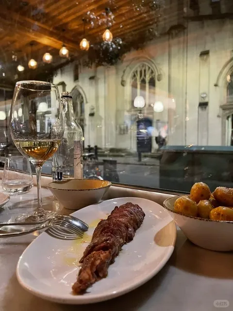  London | Aromatic Iberico Pork 🌶️