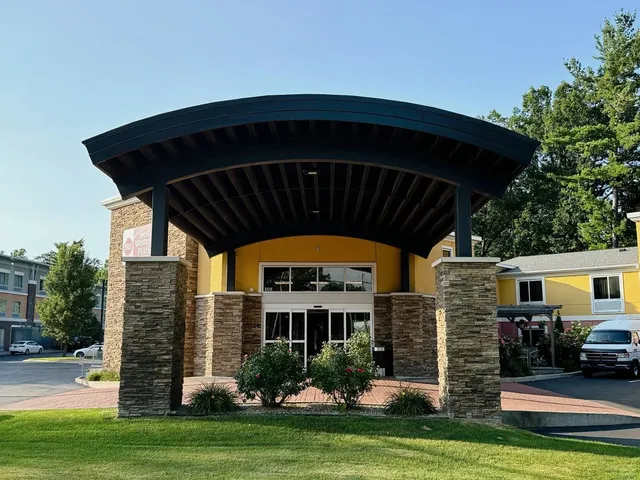 🇺🇸 Still staying in the peaceful and lovely hotel in Traverse City