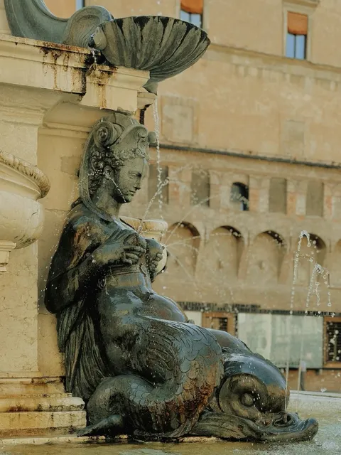 🇮🇹 Bologna | Home of Supercars & Morandi’s Palette 🎨